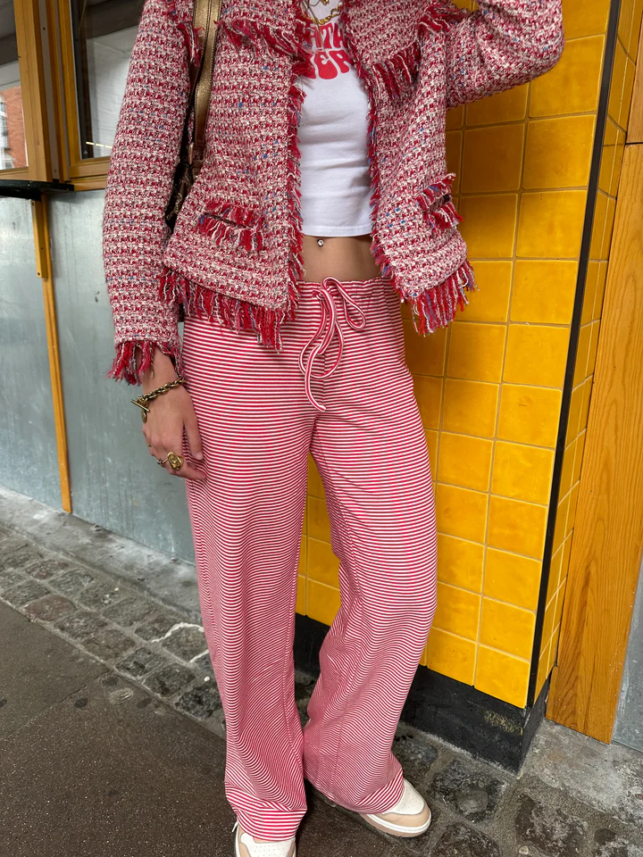 Pantalón ancho a rayas para mujer