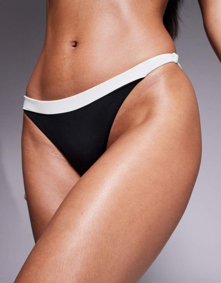 Bikini Monokini Blanco y Negro Elegante para Mujer